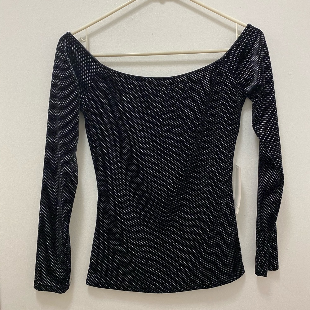 OFF THE SHOULDER SPARKLY TOP